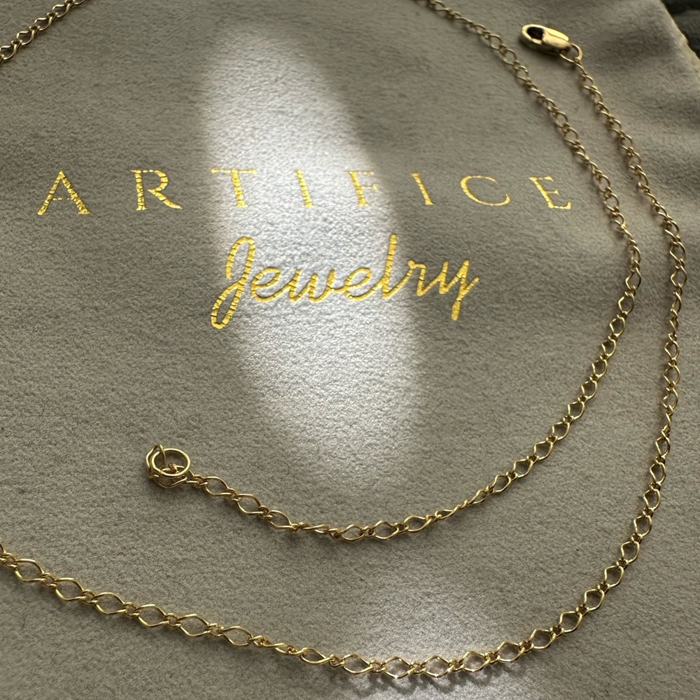 14k Gold Fill Delicate Link Necklace Chain 18" with 2mm link - Picture 4 of 9
